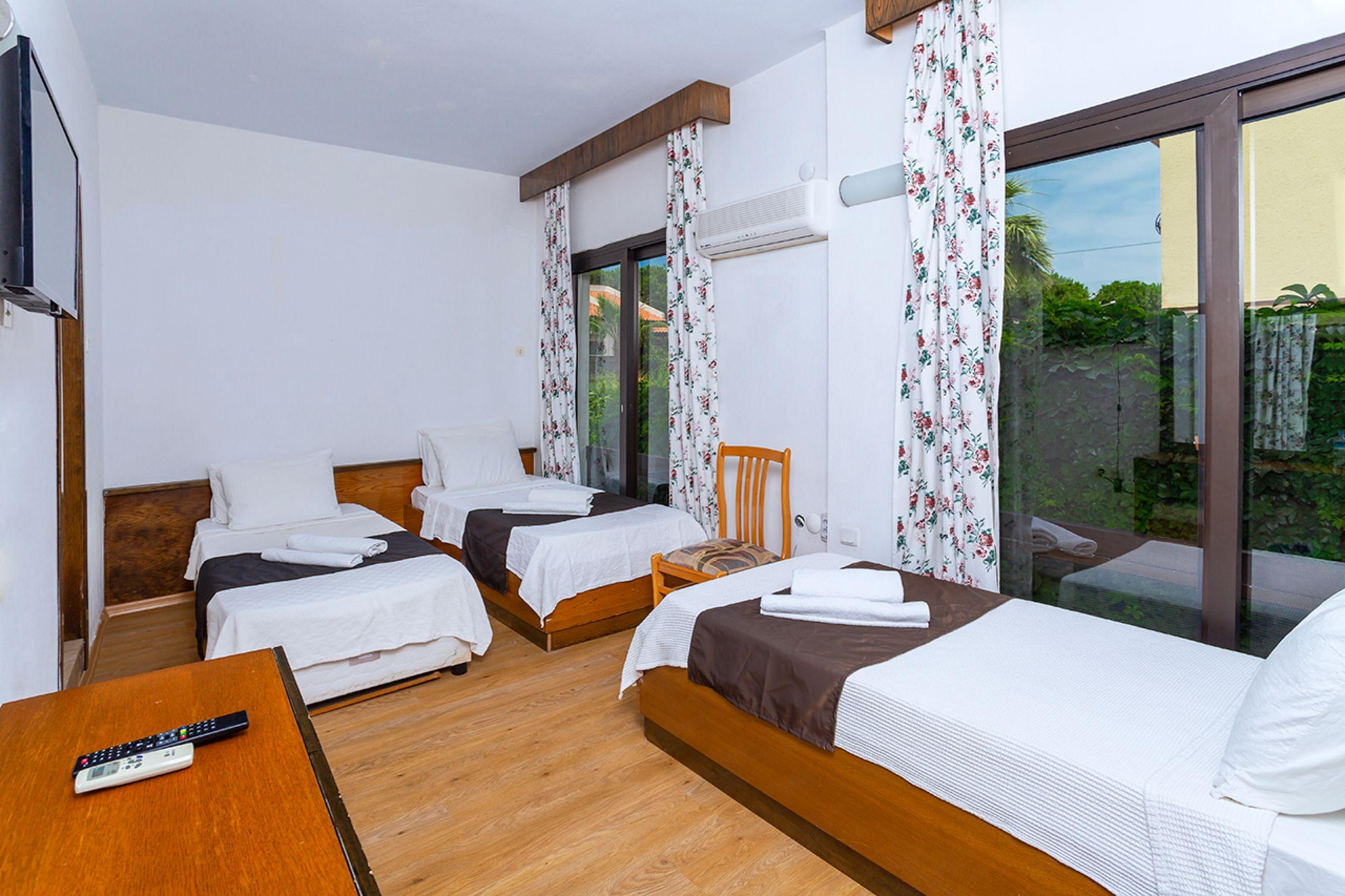 Kabasakal Otel Чесме Екстериор снимка