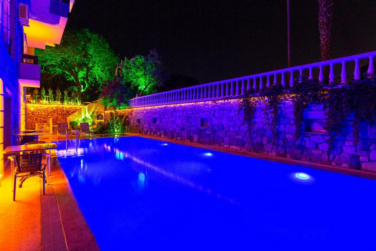 Kabasakal Otel Чесме Екстериор снимка
