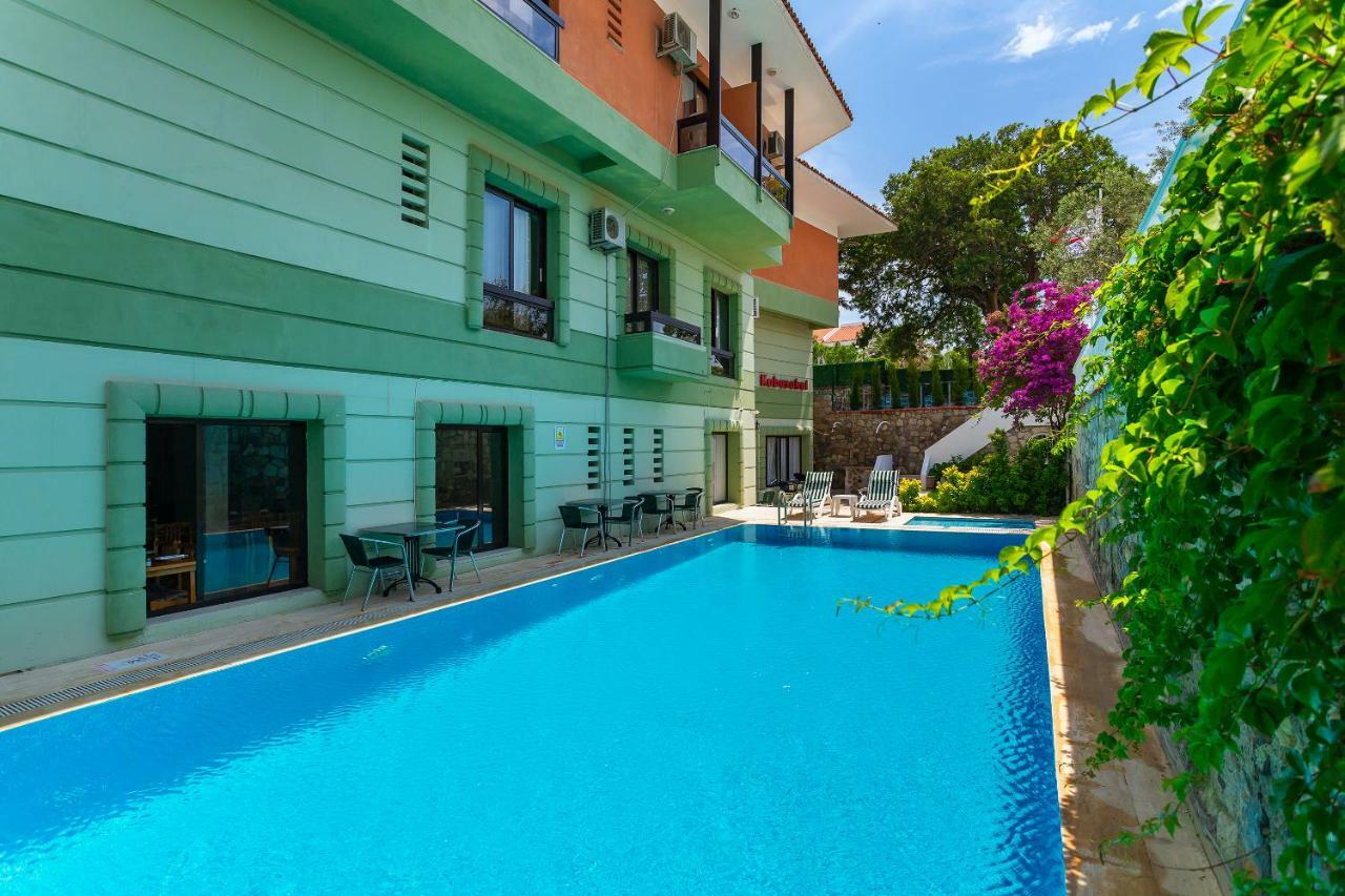 Kabasakal Otel Чесме Екстериор снимка