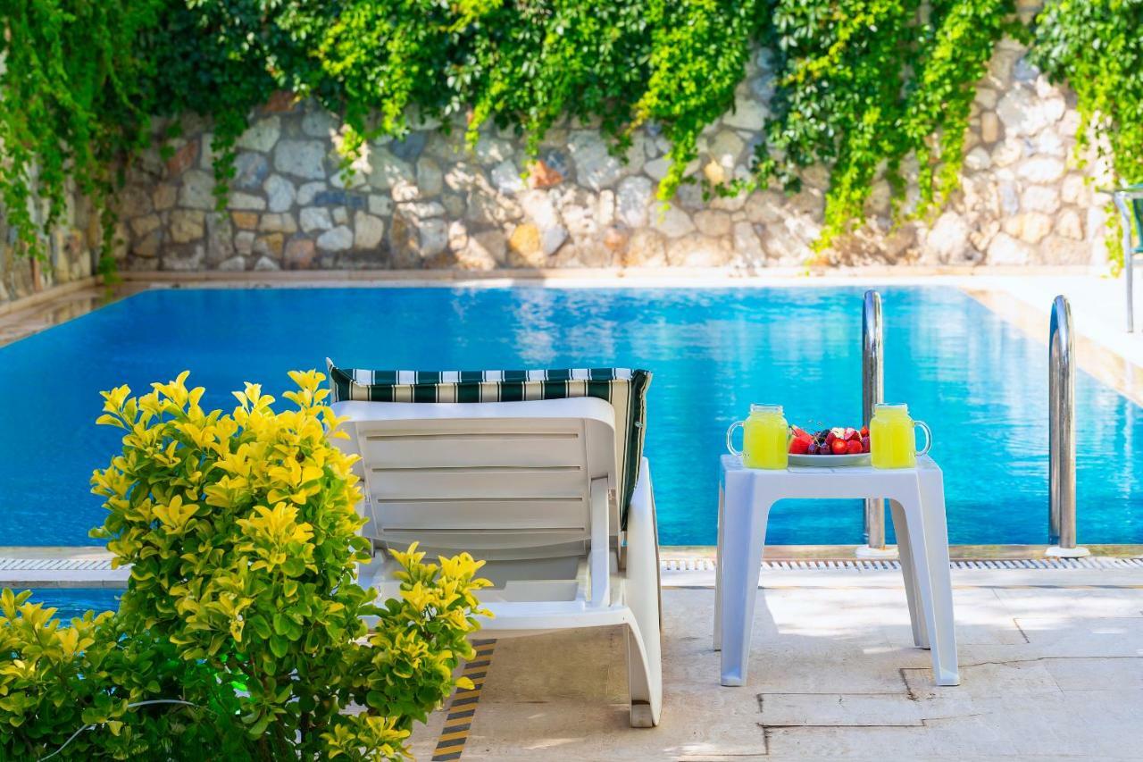 Kabasakal Otel Чесме Екстериор снимка